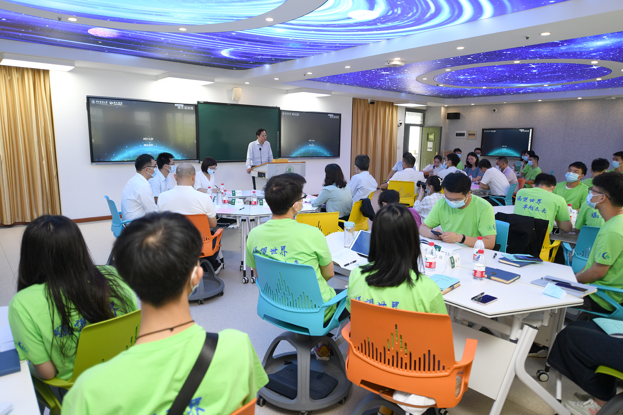 活动现场(记者 刘涛 摄) 活动现场(记者 刘涛 摄)