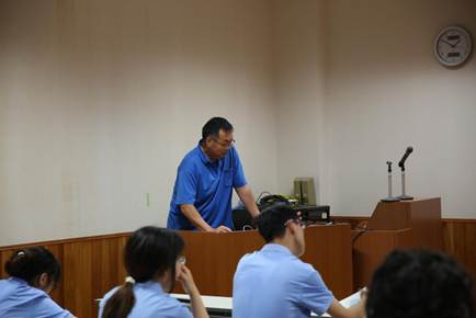 鹿儿岛县渔业技术发展中心老师介绍设施规模